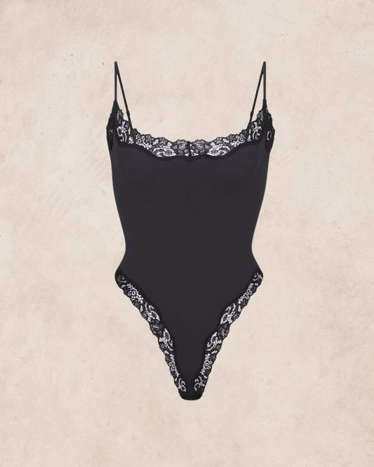LACE CHARM BODYSUIT