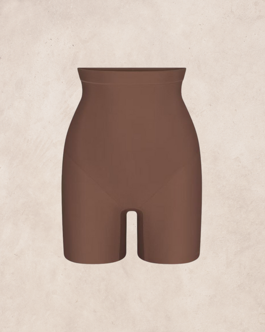 FEMENINE ESSENCE SHORTS